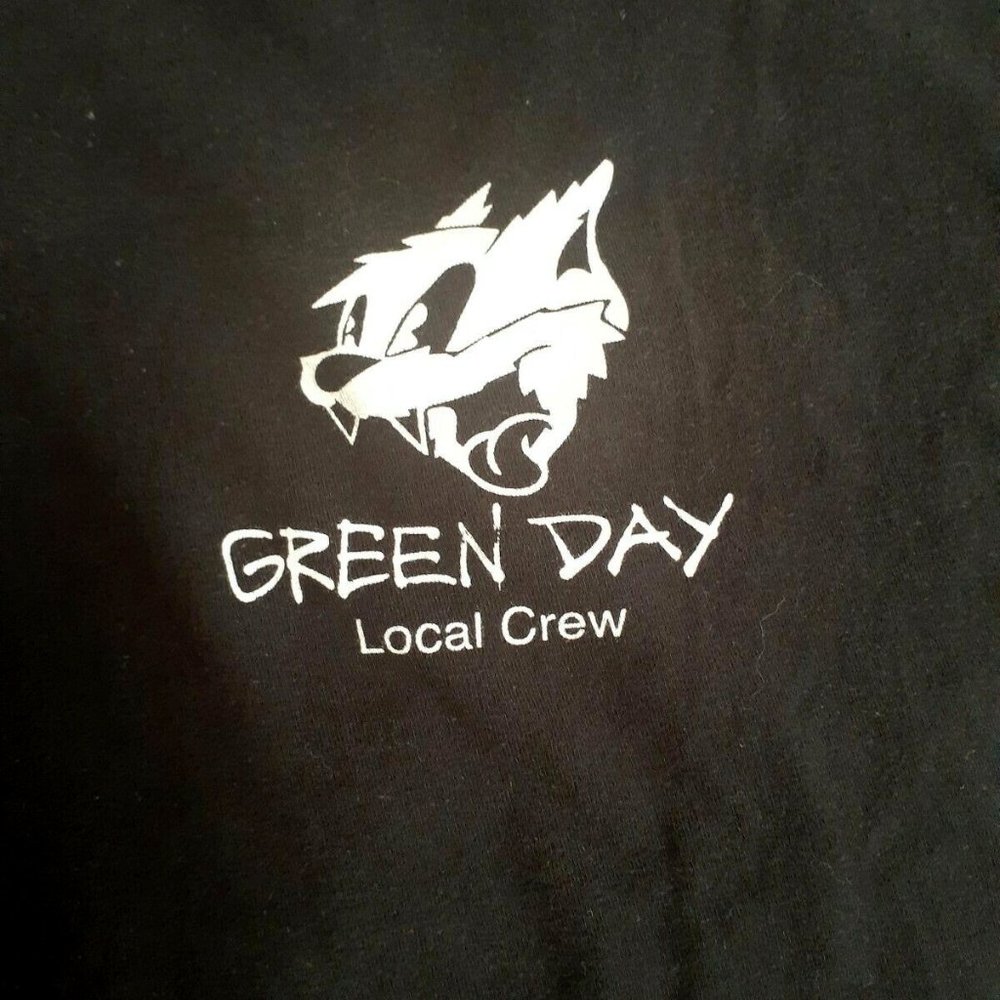 Green Day LIVE CREW Tour Shirt 2017 *RARE* Concert Shirt Work Shirt PUNK Rock 2X